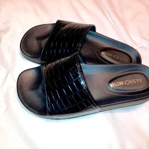 Black Fashion Nova Slides